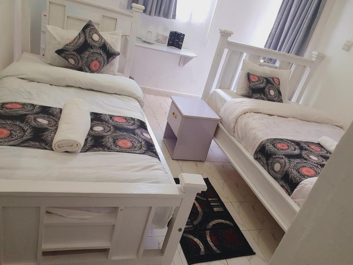 Bed & Breakfast Homebase Gardens