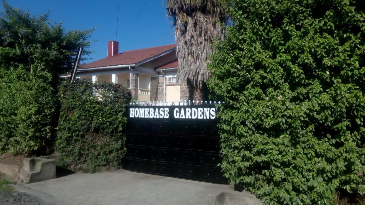 Bed & Breakfast Homebase Gardens